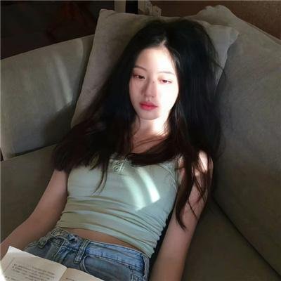 走夜路的男人